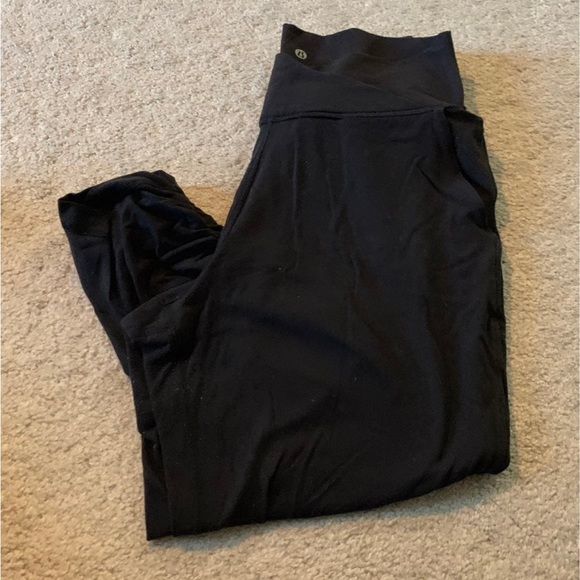 Lululemon Sunset Salutation Crop - Picture 10 of 11